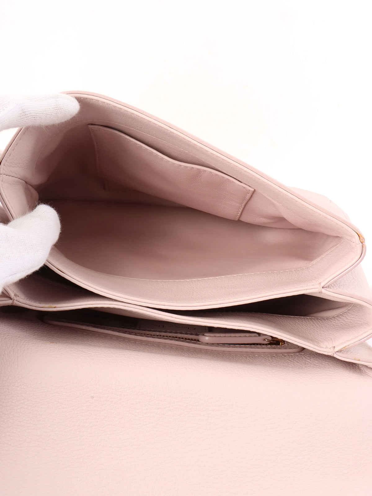 Leather logo plate chain shoulder bag in baby pink