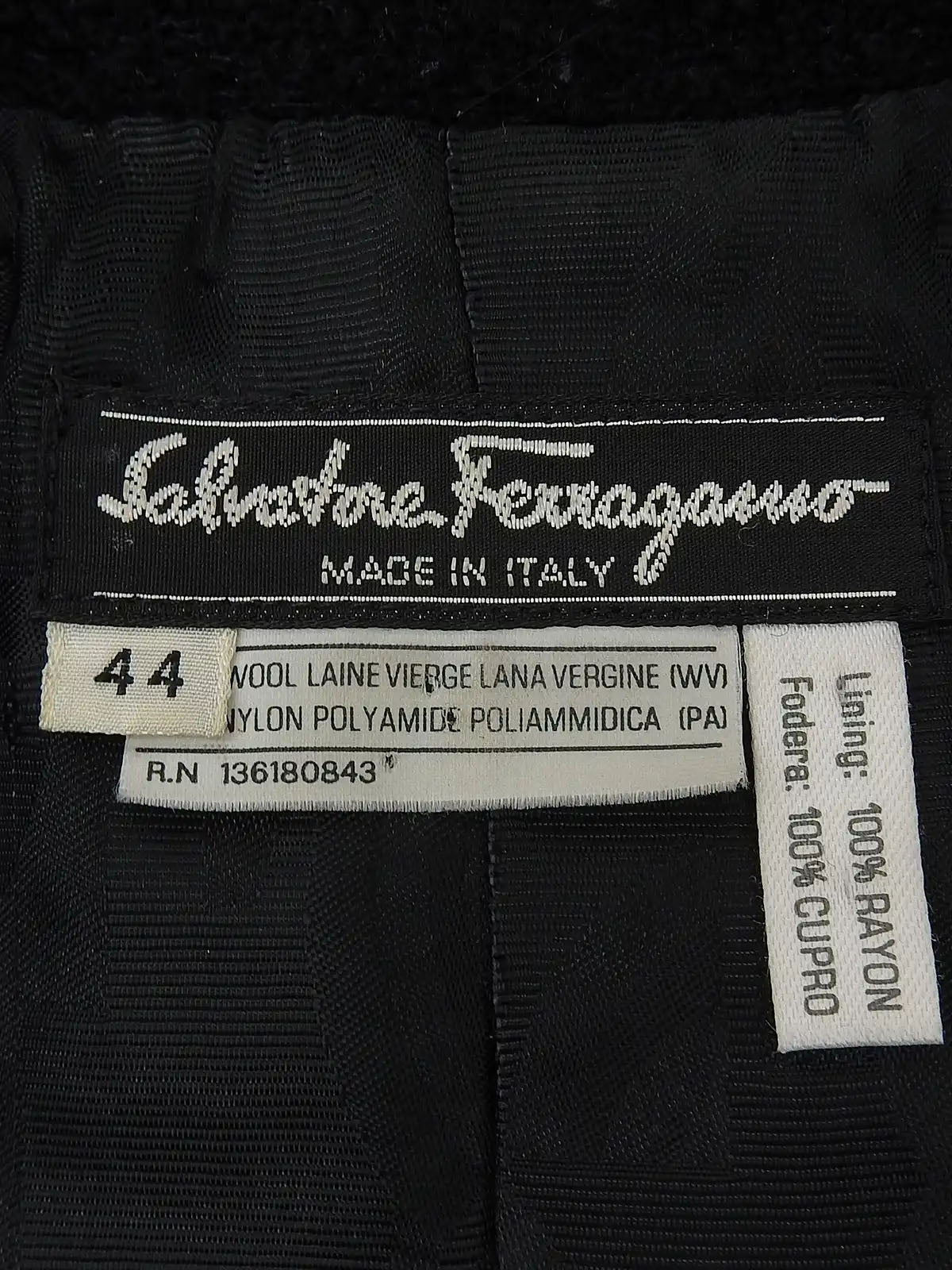 ウールロゴボタンロングジャケット ブラック