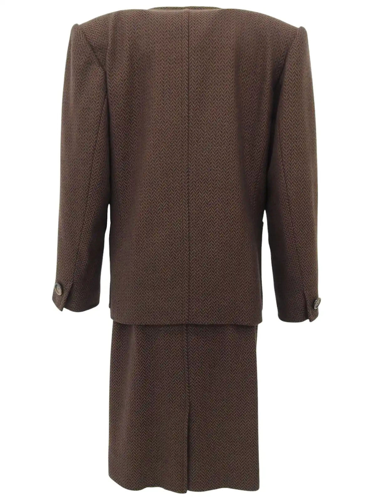 Herringbone Pattern Set Up Brown