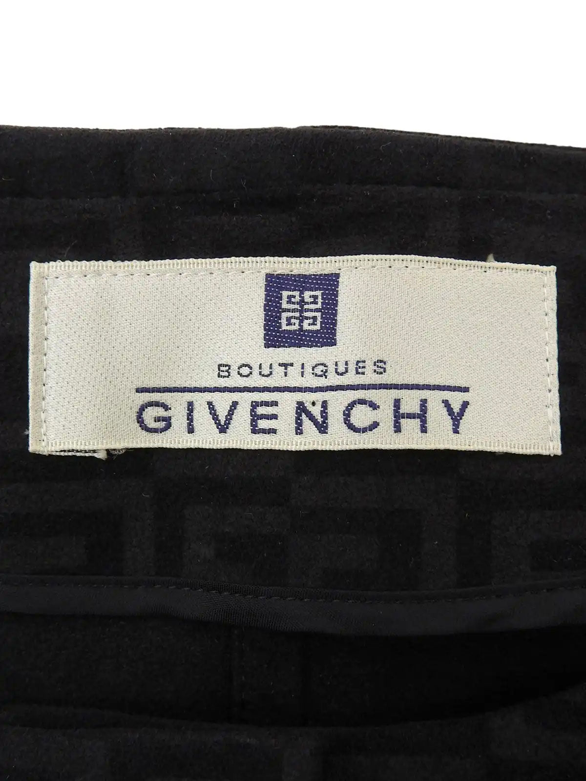 スエードGロゴパターンノーカラージャケット ブラック/グレー