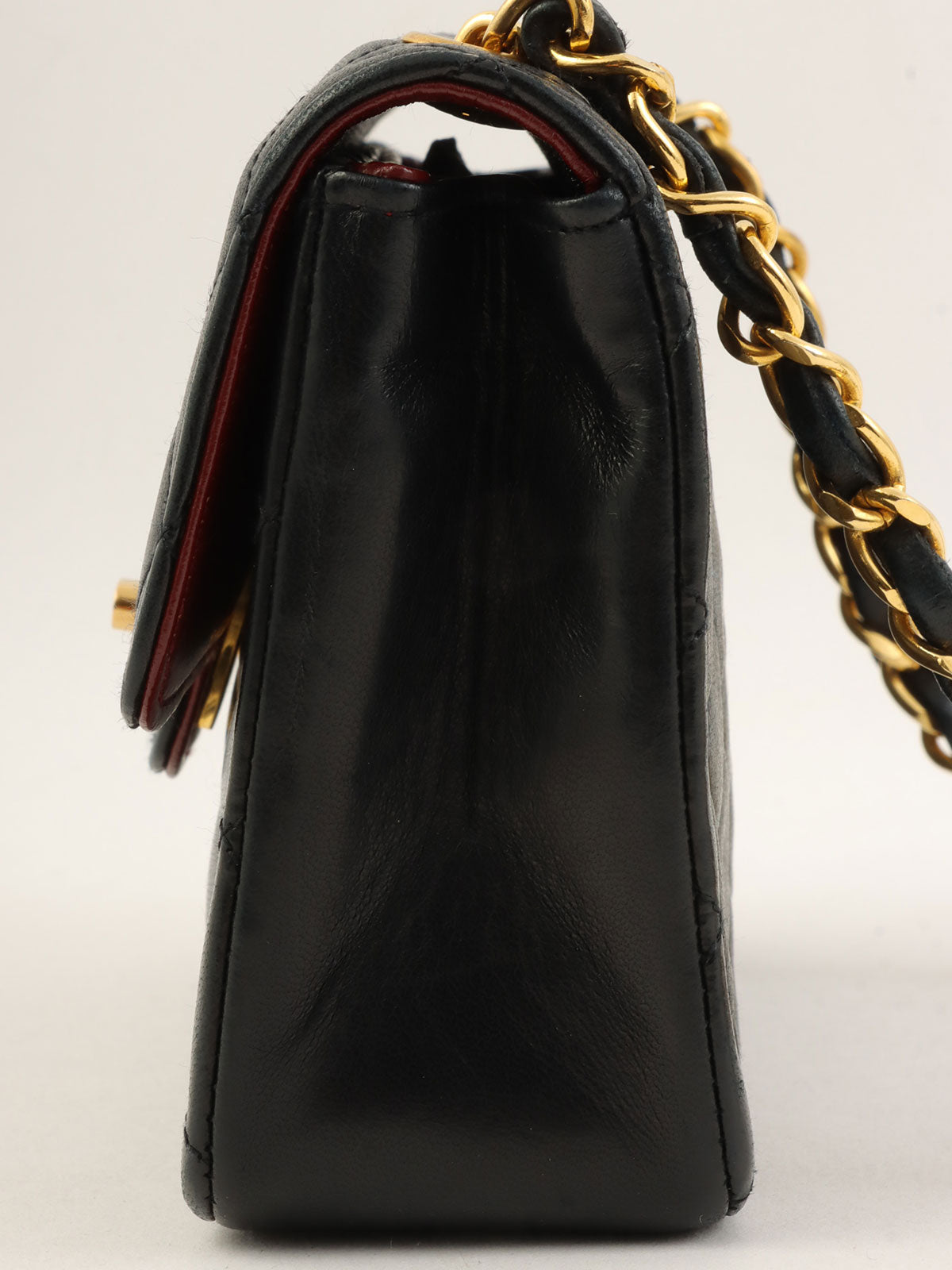 Circa 1990 Circle CC Turn Lock Chain Bag Mini Black