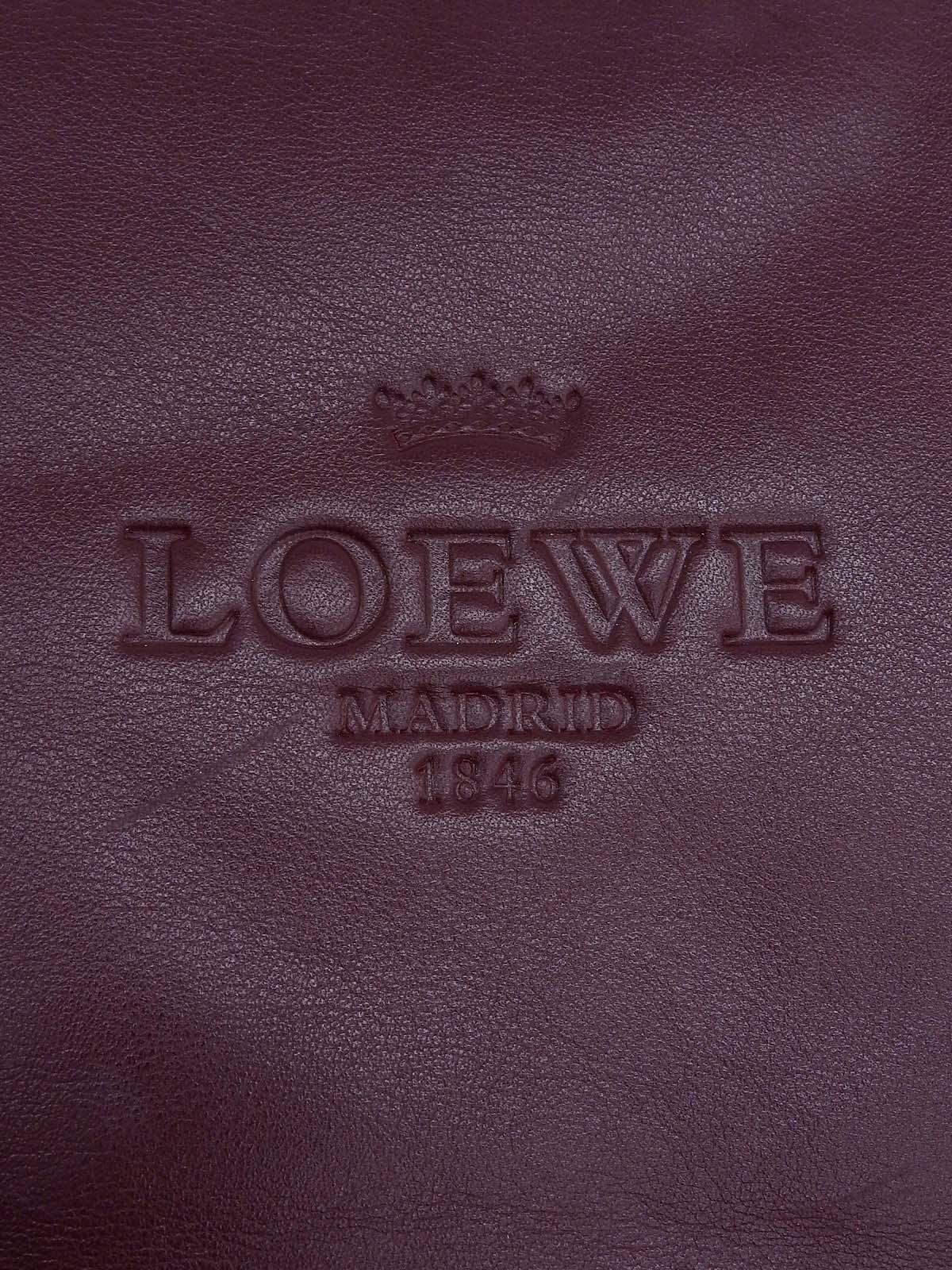 ロゴエンボスショルダーバッグ ボルドー