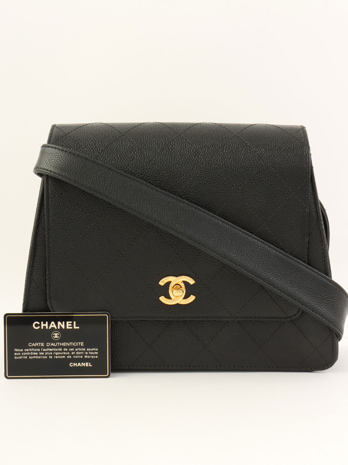1998年頃製　キャビアスキンCCターンロックショルダーバッグ　ブラック