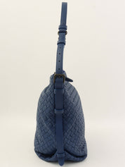 蓝色 Intrecciato 单肩包