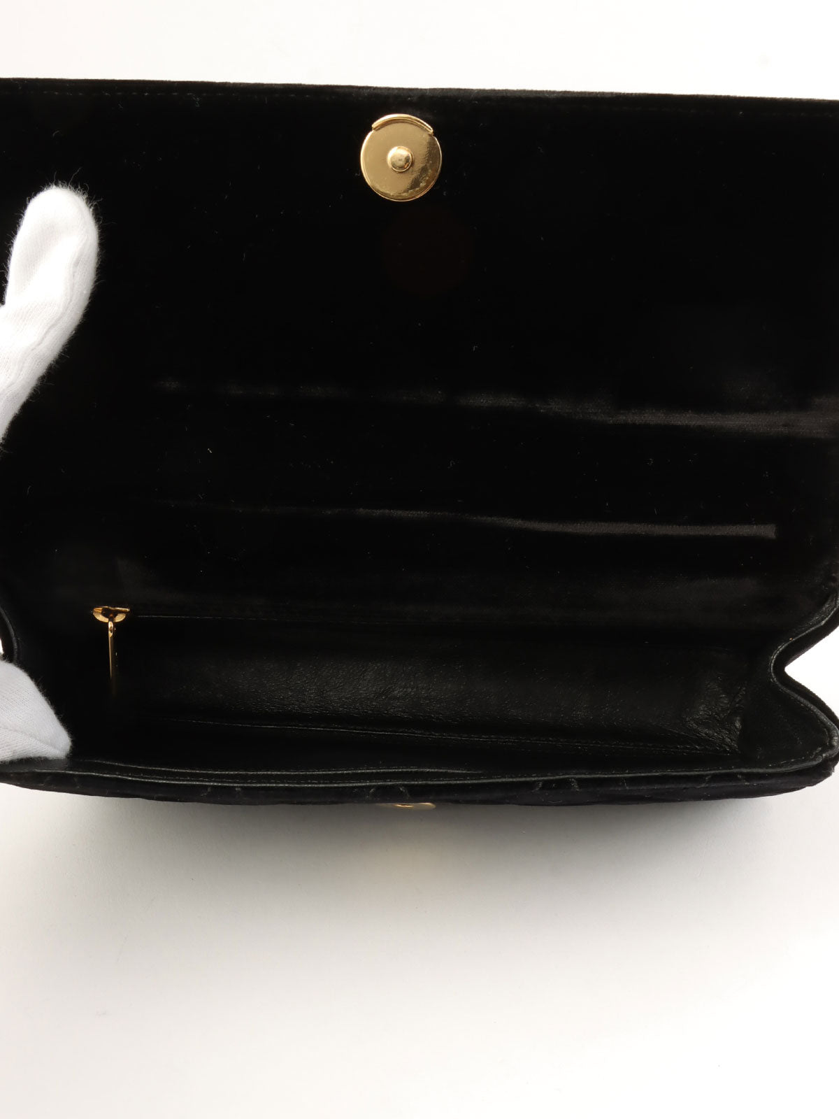 2001 Velvet CC Plate Chain Shoulder Bag Black
