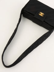 1992年頃製 シルクサテンCCターンロックショルダーバッグ ブラック