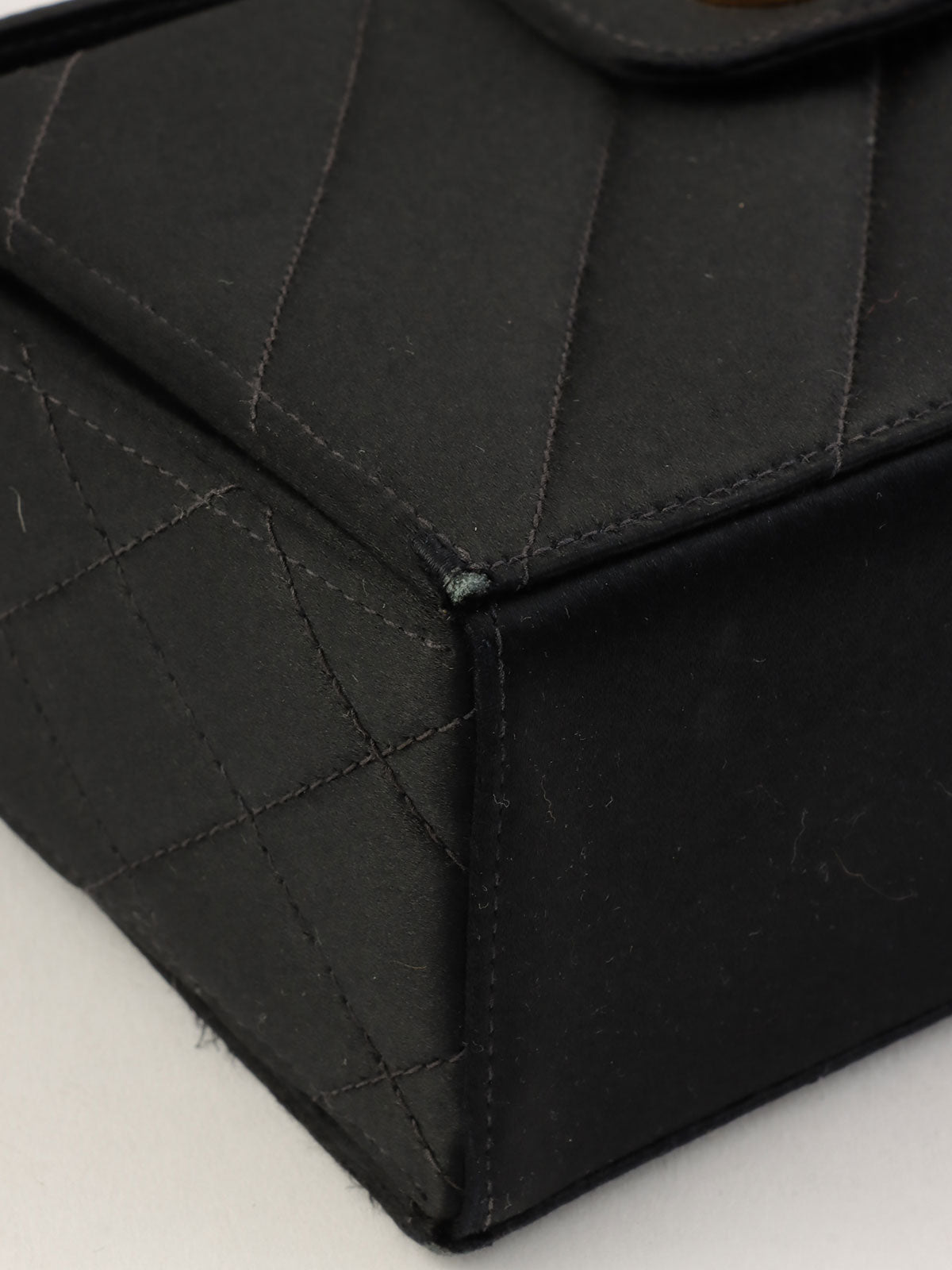 1992年頃製 シルクサテンCCターンロックショルダーバッグ ブラック