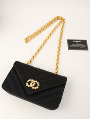 Around 1992 Made Satin V-Stitch Rhinestone CC Mark Chain Shoulder Bag Black