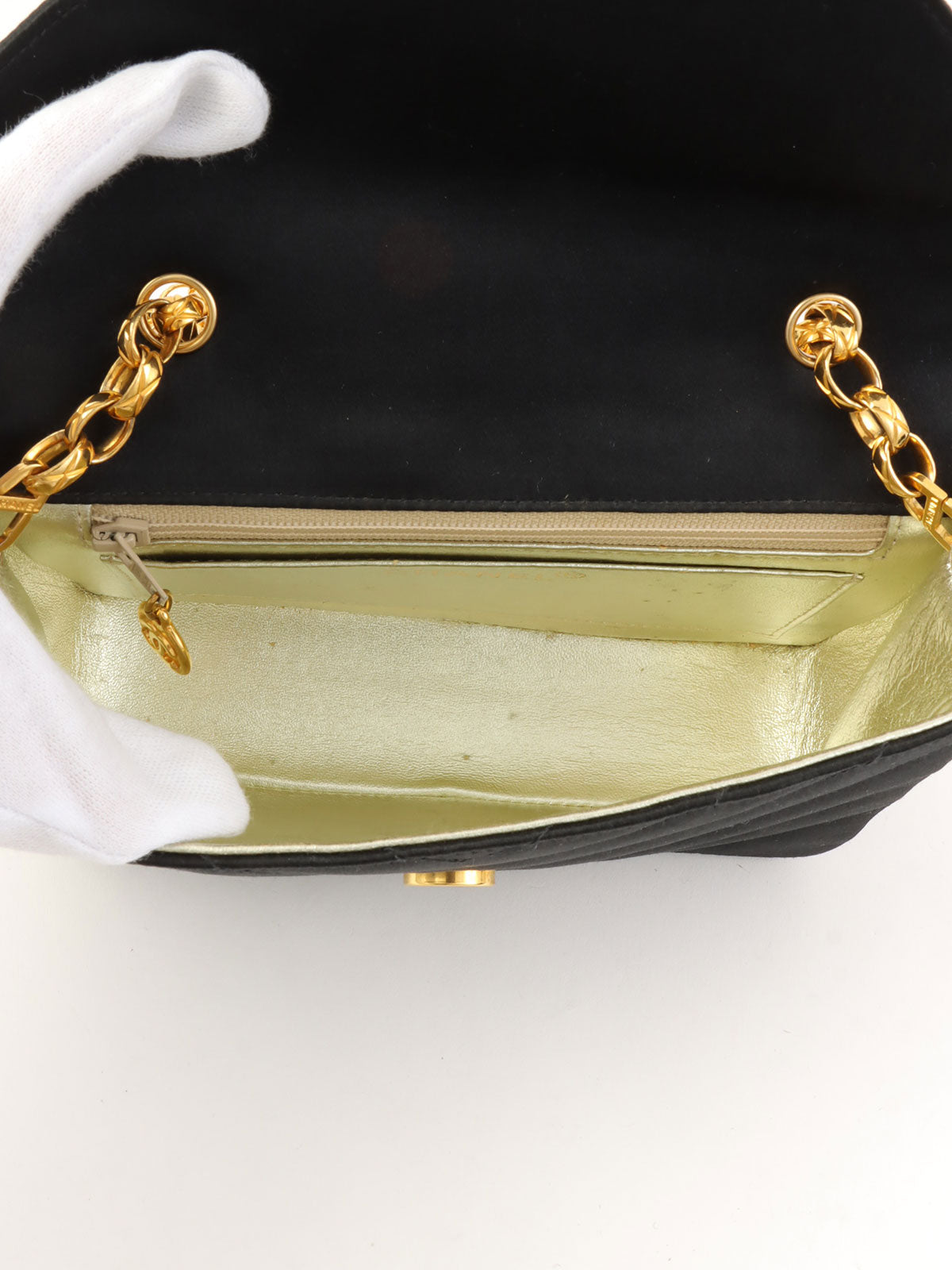 Around 1992 Made Satin V-Stitch Rhinestone CC Mark Chain Shoulder Bag Black