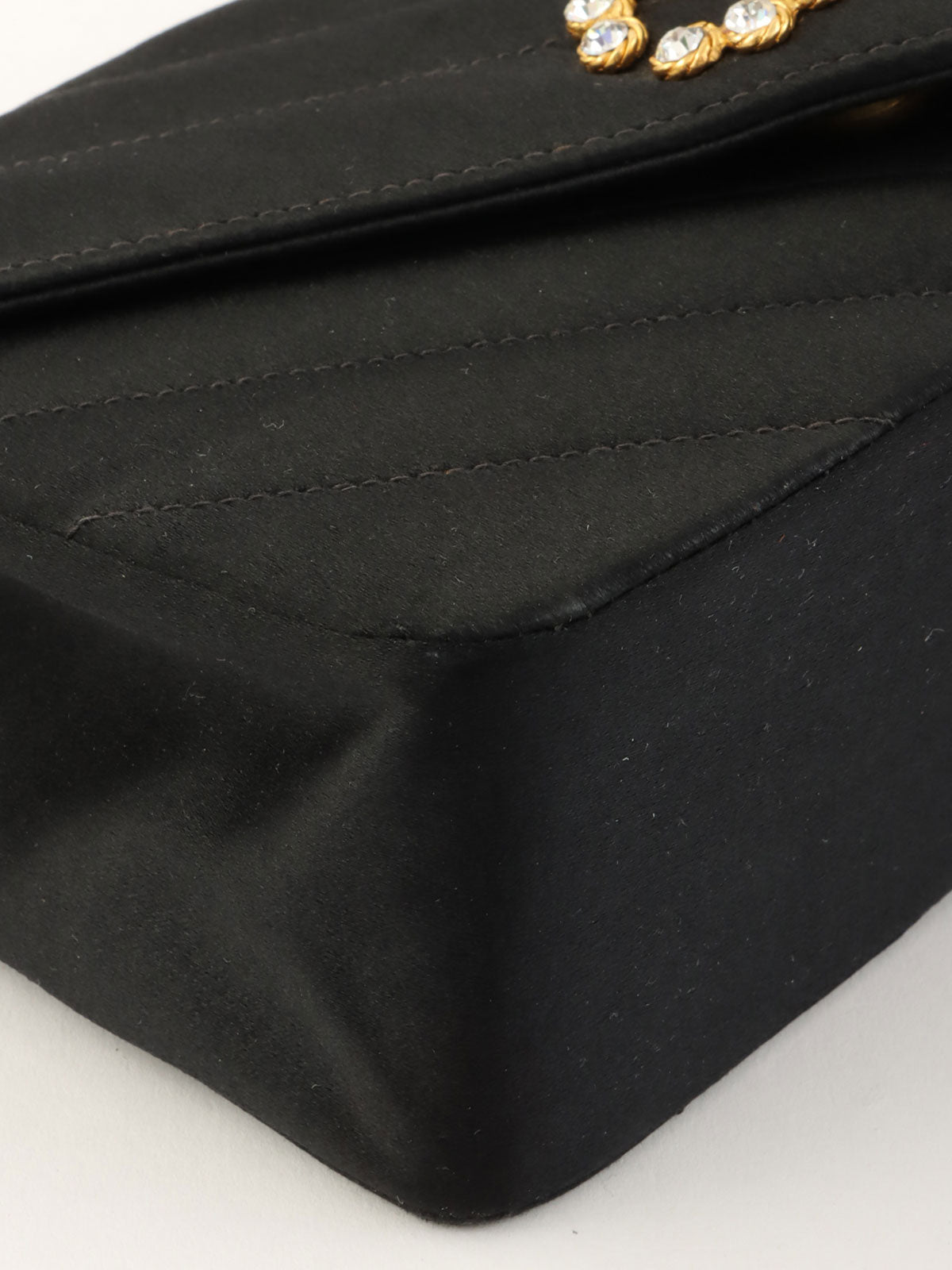 Around 1992 Made Satin V-Stitch Rhinestone CC Mark Chain Shoulder Bag Black