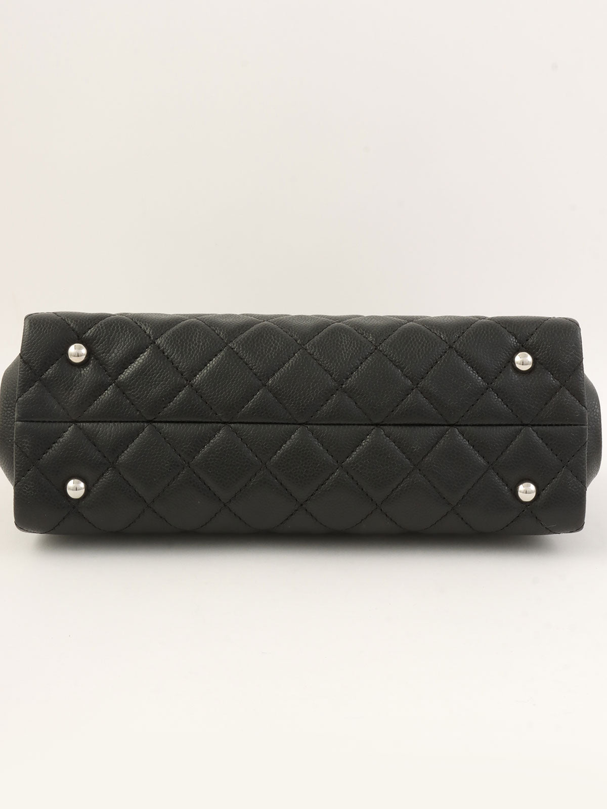 2012款鱼子酱纹皮革链条单肩包 黑色