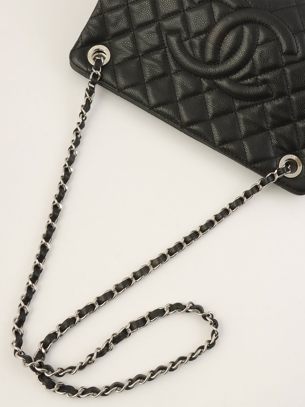 2012年頃製　キャビアスキンチェーンショルダーバッグ　ブラック