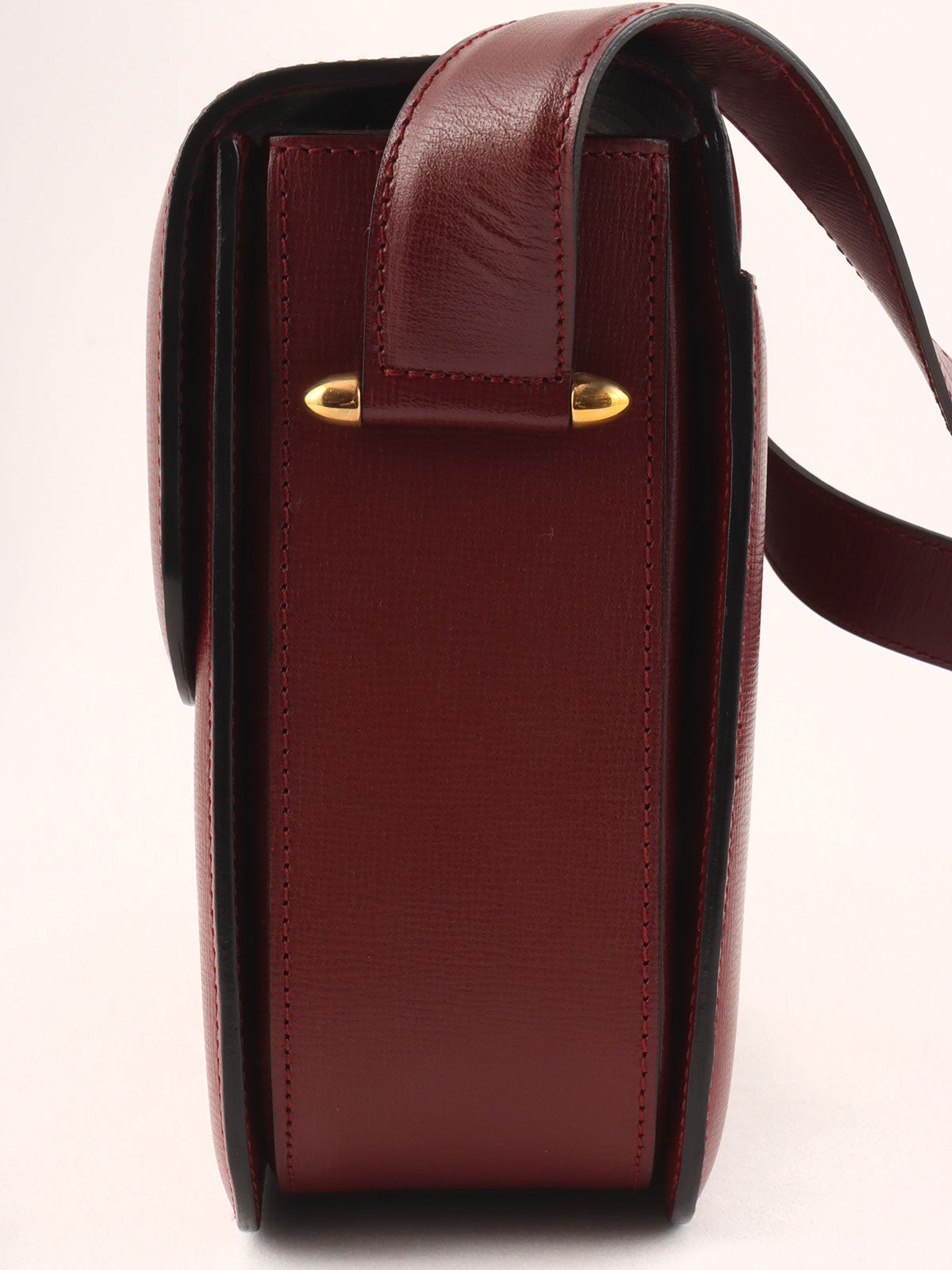 Must Line Shoulder Bag Bordeaux