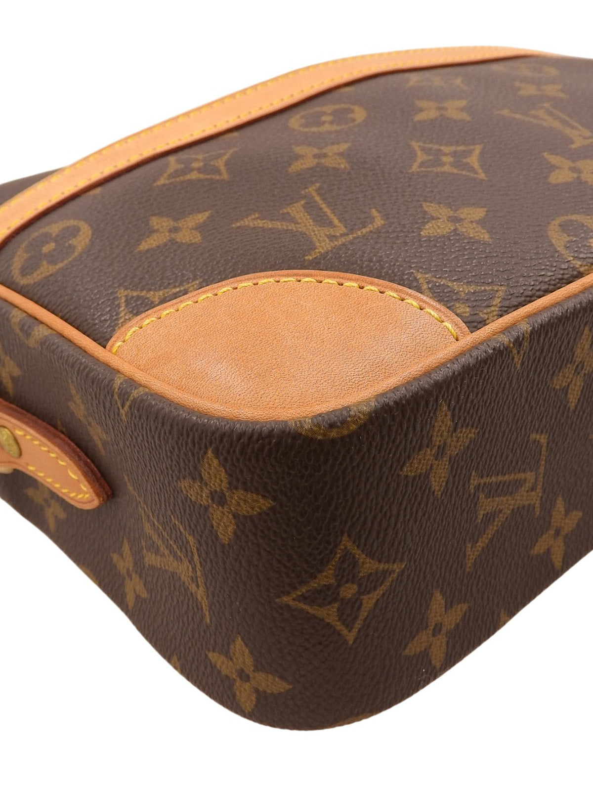 2003 Monogram Trocadero 27 Brown