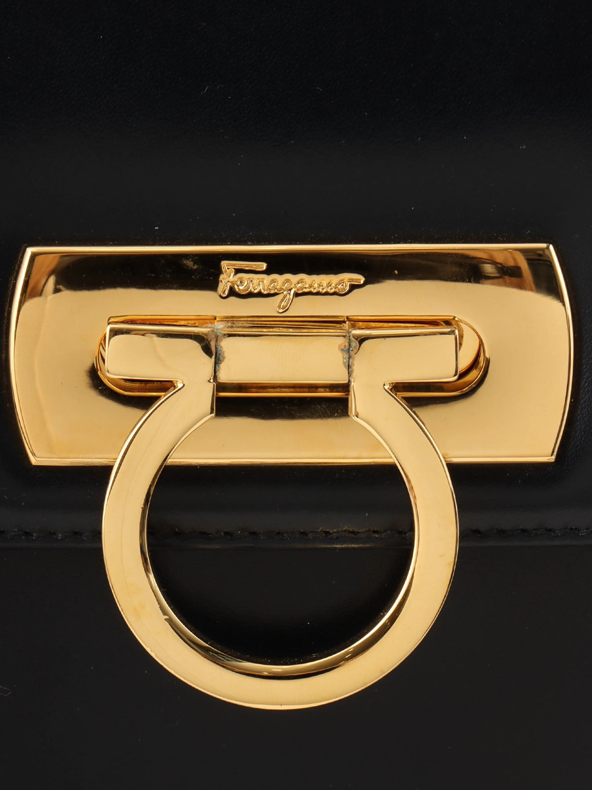 ガンチーニプレート2wayバッグ ブラック