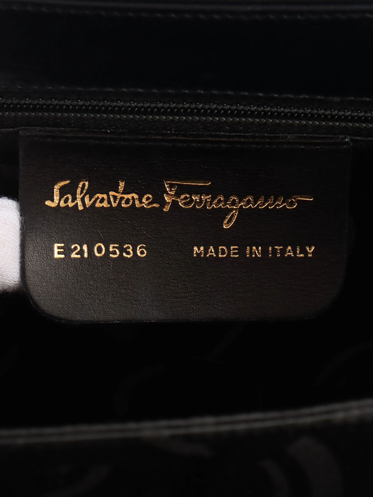 ガンチーニプレート2wayバッグ ブラック