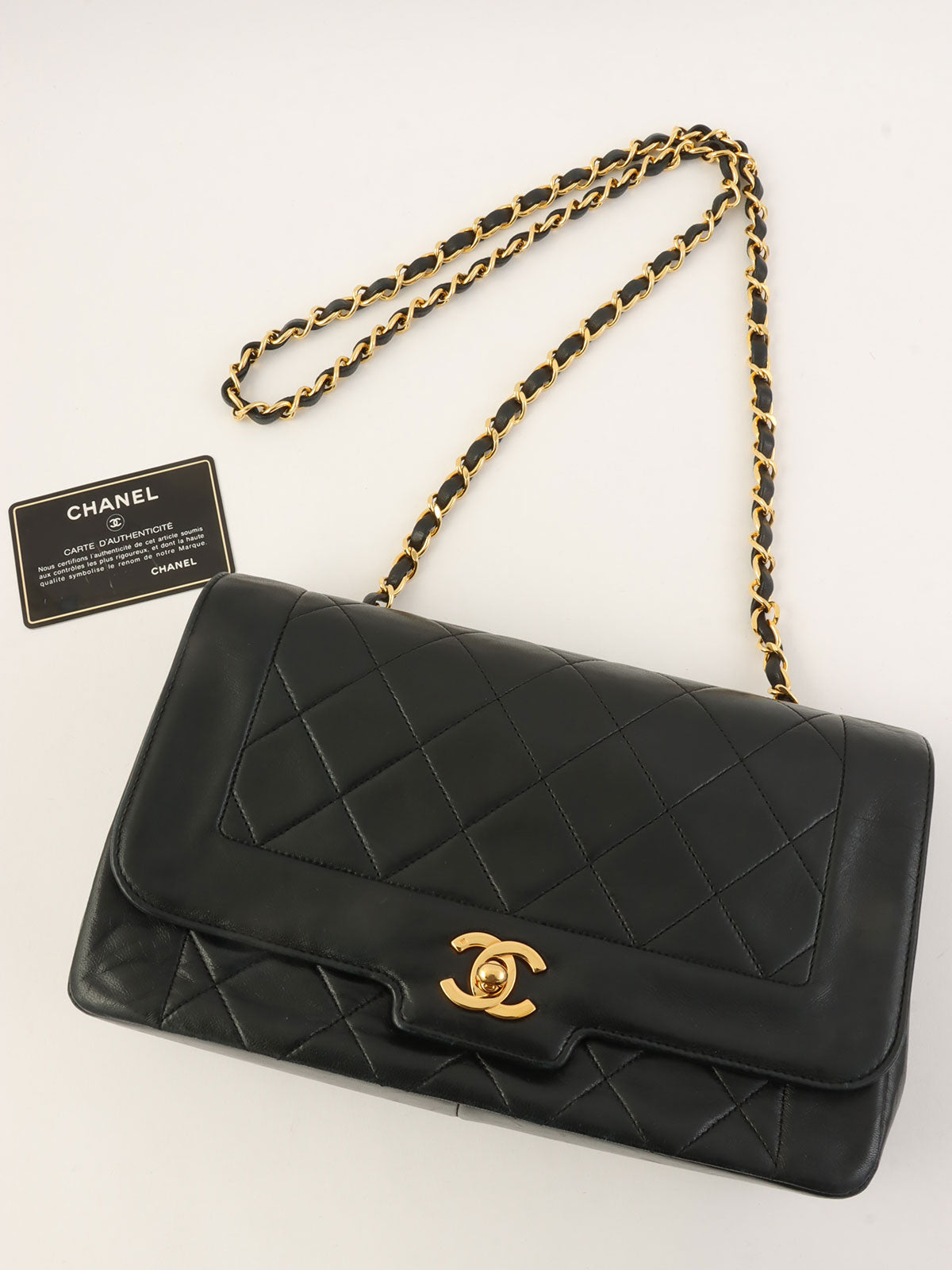 Around 1990 Made Matelasse Stitch CC Turn-lock Chain Shoulder Bag Black