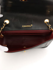 Around 1990 Made Matelasse Stitch CC Turn-lock Chain Shoulder Bag Black