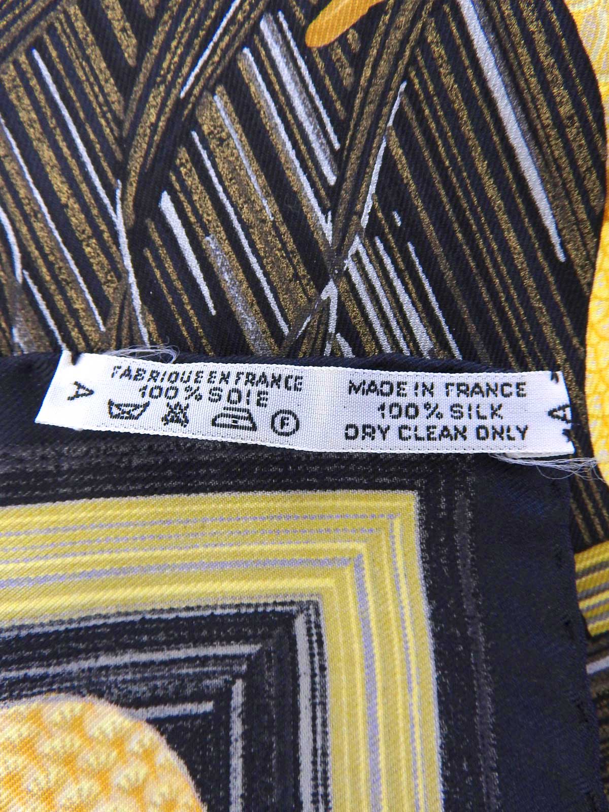 Carré 90 La Mareaux Canards Pattern Scarf Black/Multi