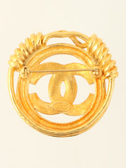 1994年製　ラウンドカットアウトCCマークブローチ　ゴールド