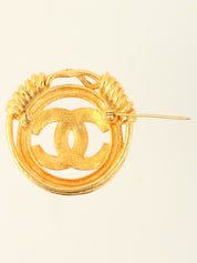 1994年製 ラウンドカットアウトCCマークブローチ ゴールド