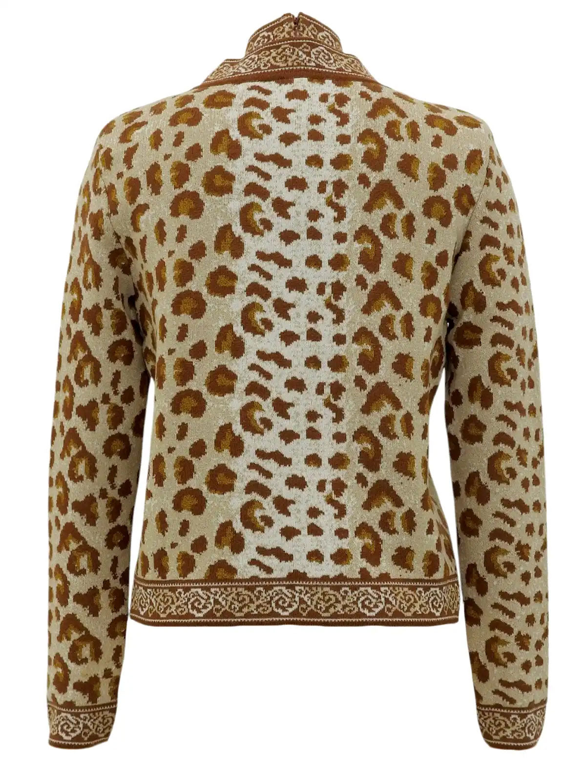 Leopard print ensemble in beige/brown