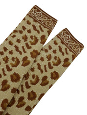 Leopard print ensemble in beige/brown