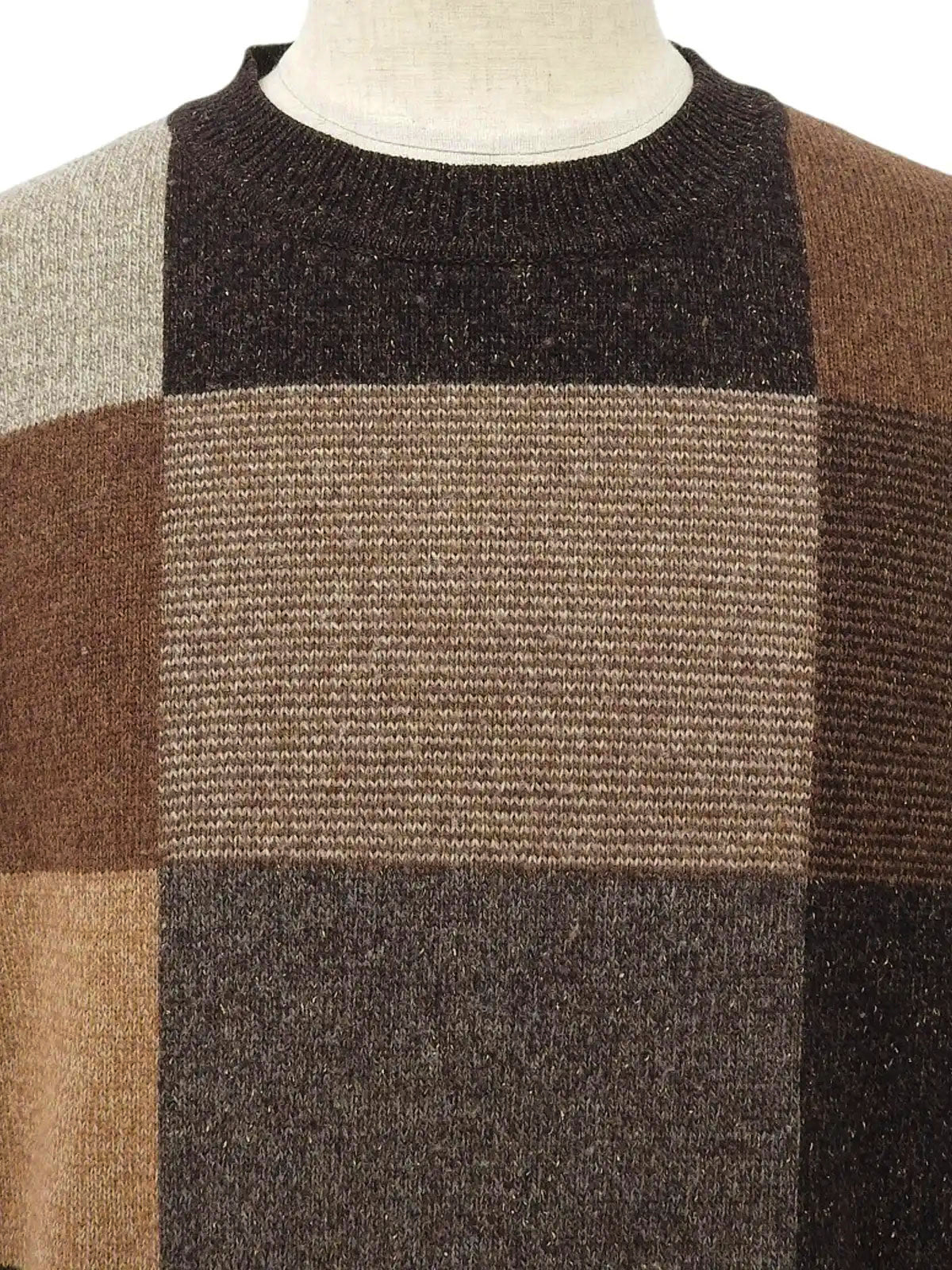 Wool crew neck sweater in dark brown/multi