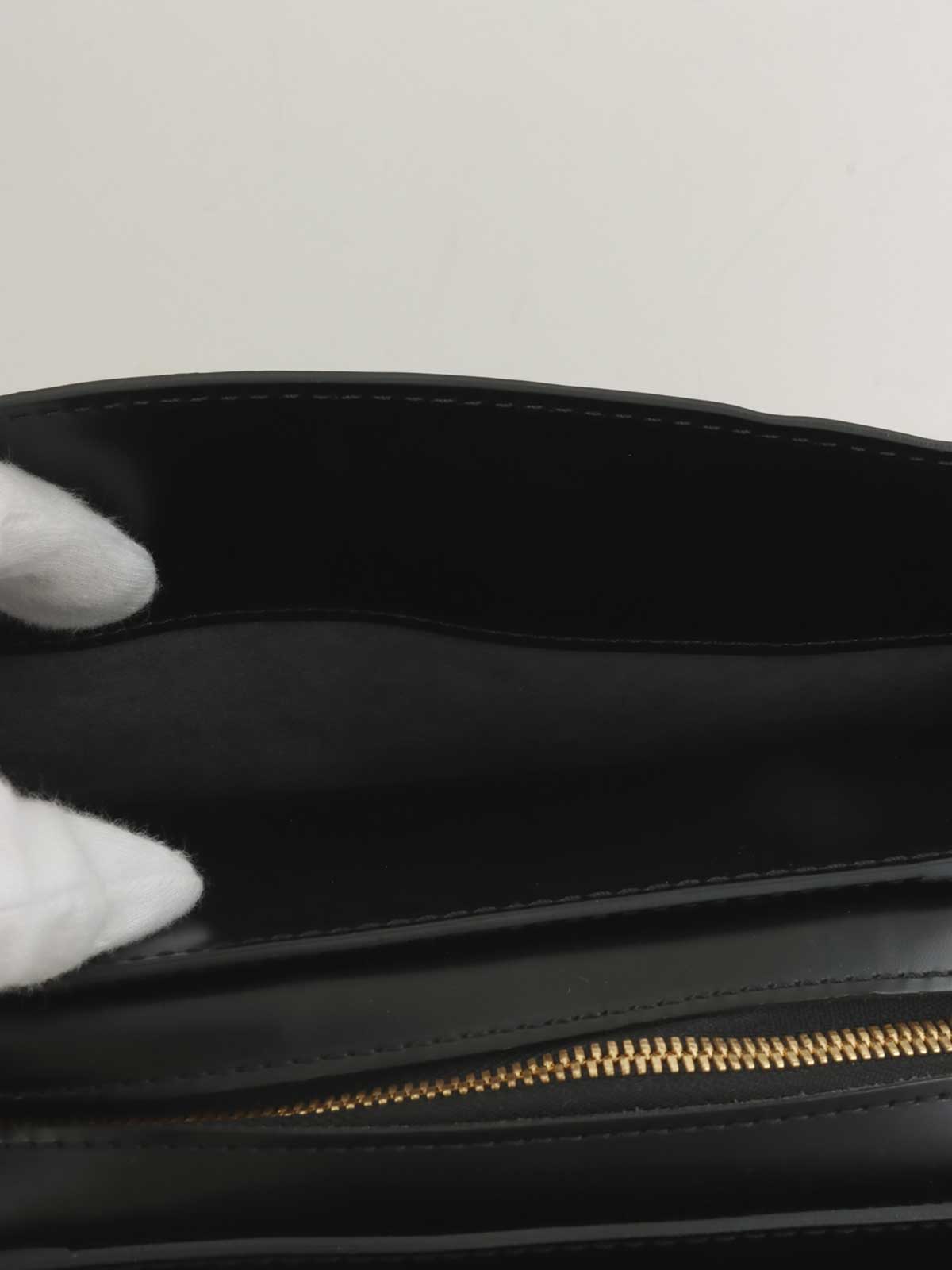 2004年製 エピポンヌフ ノワール