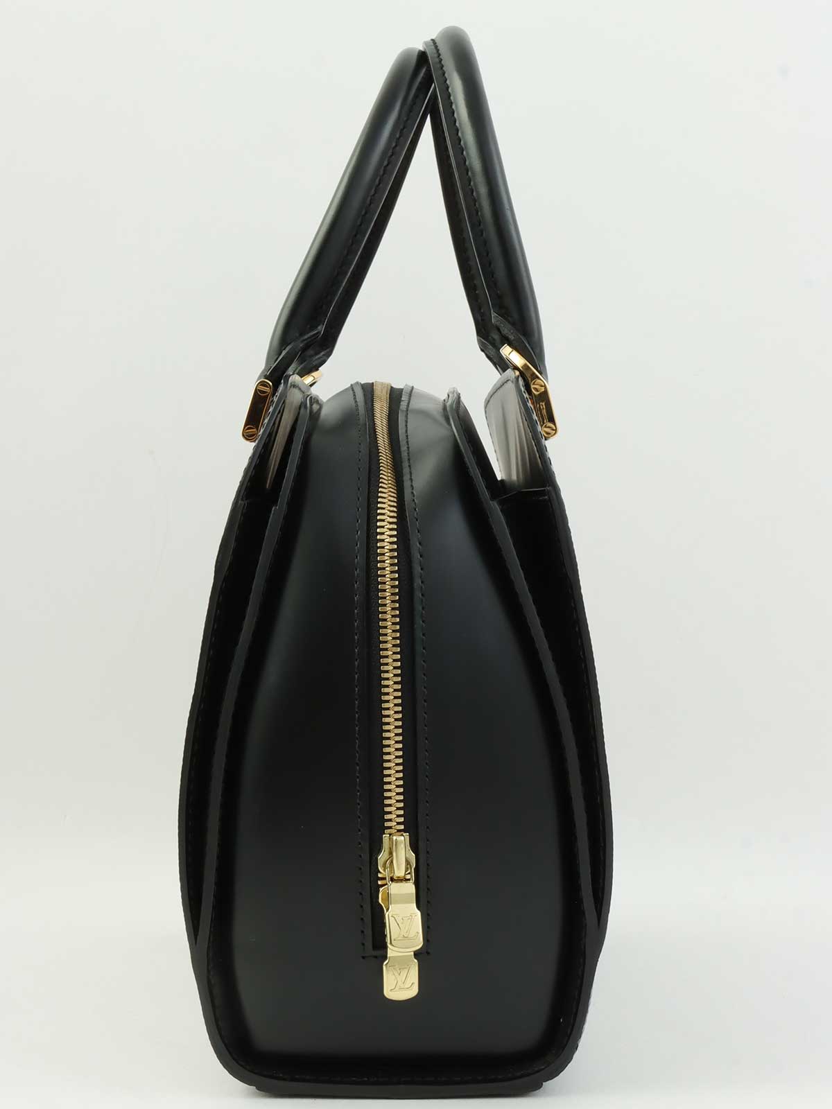 2004年製 エピポンヌフ ノワール