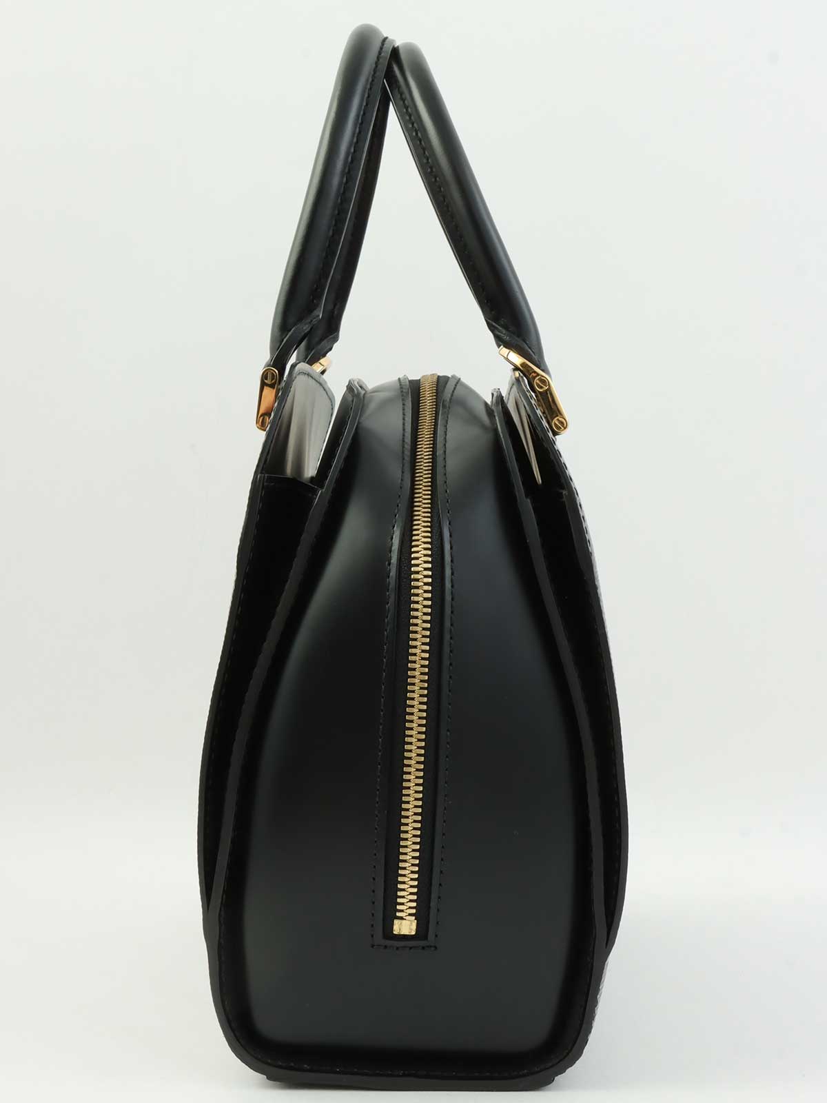 2004年製 エピポンヌフ ノワール