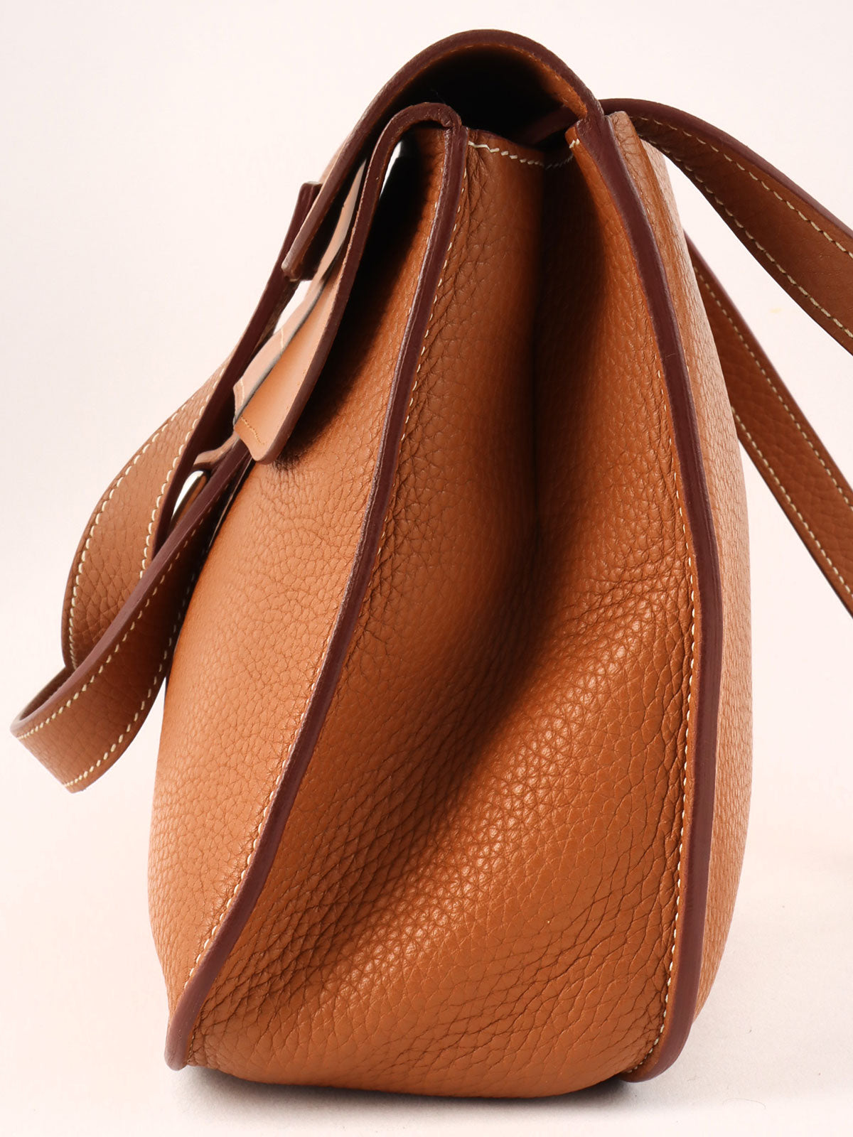 2015年製 アルザン31 ゴールド