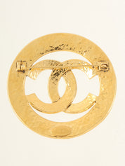 1994年製 ラウンドカットアウトCCマークブローチ ゴールド