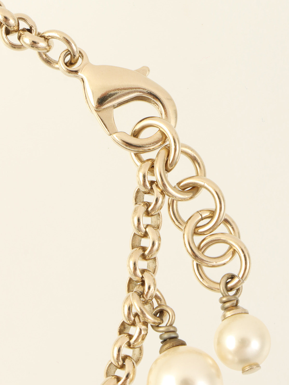 2011 CC Mark Pearl Bracelet Gold/White