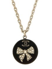 2010年製 ラインストーンリボンモチーフCCマークラウンドネックレス シルバー/ブラック