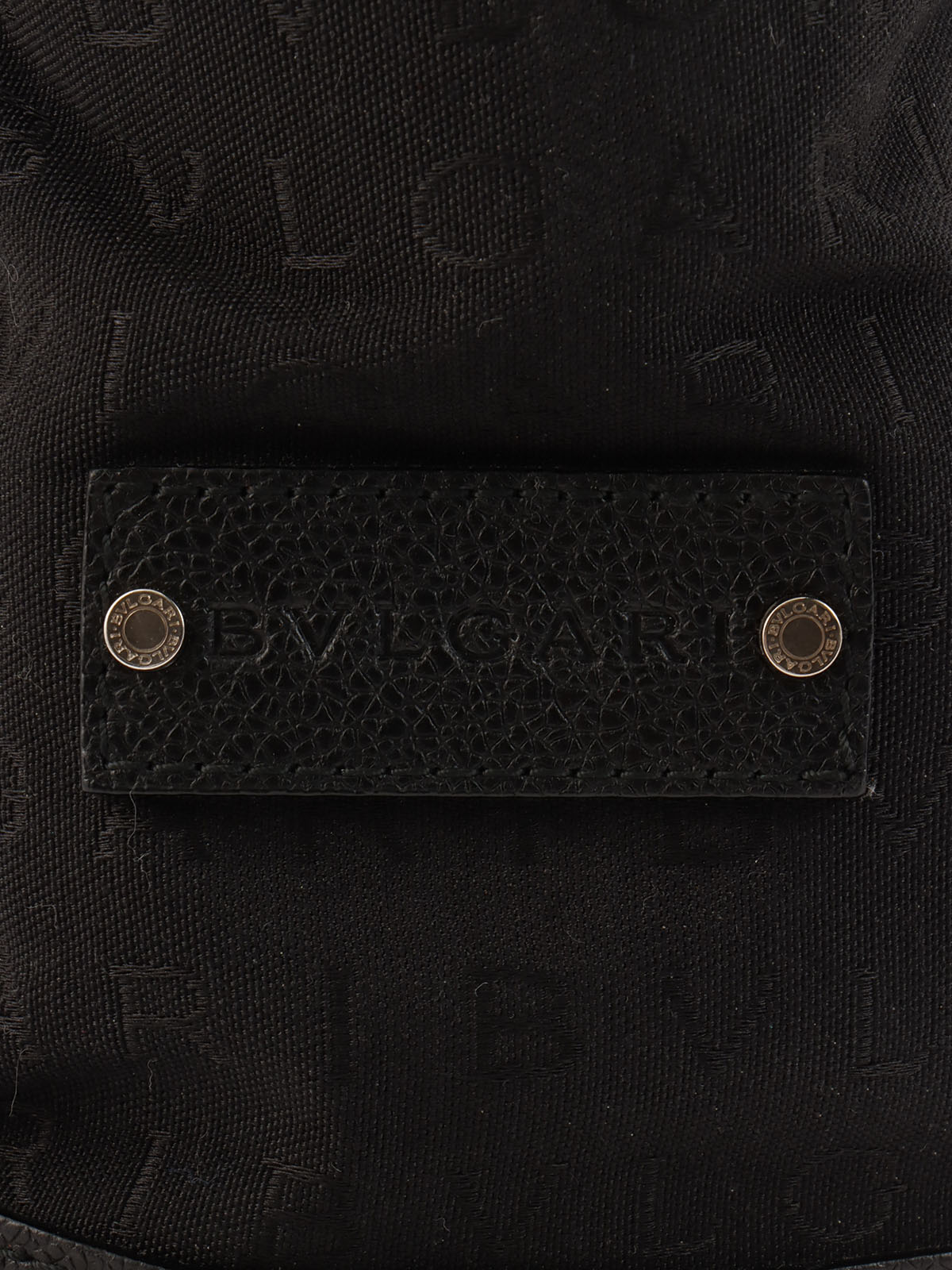 ブルガリブルガリロゴマニアワンショルダーバッグ ブラック