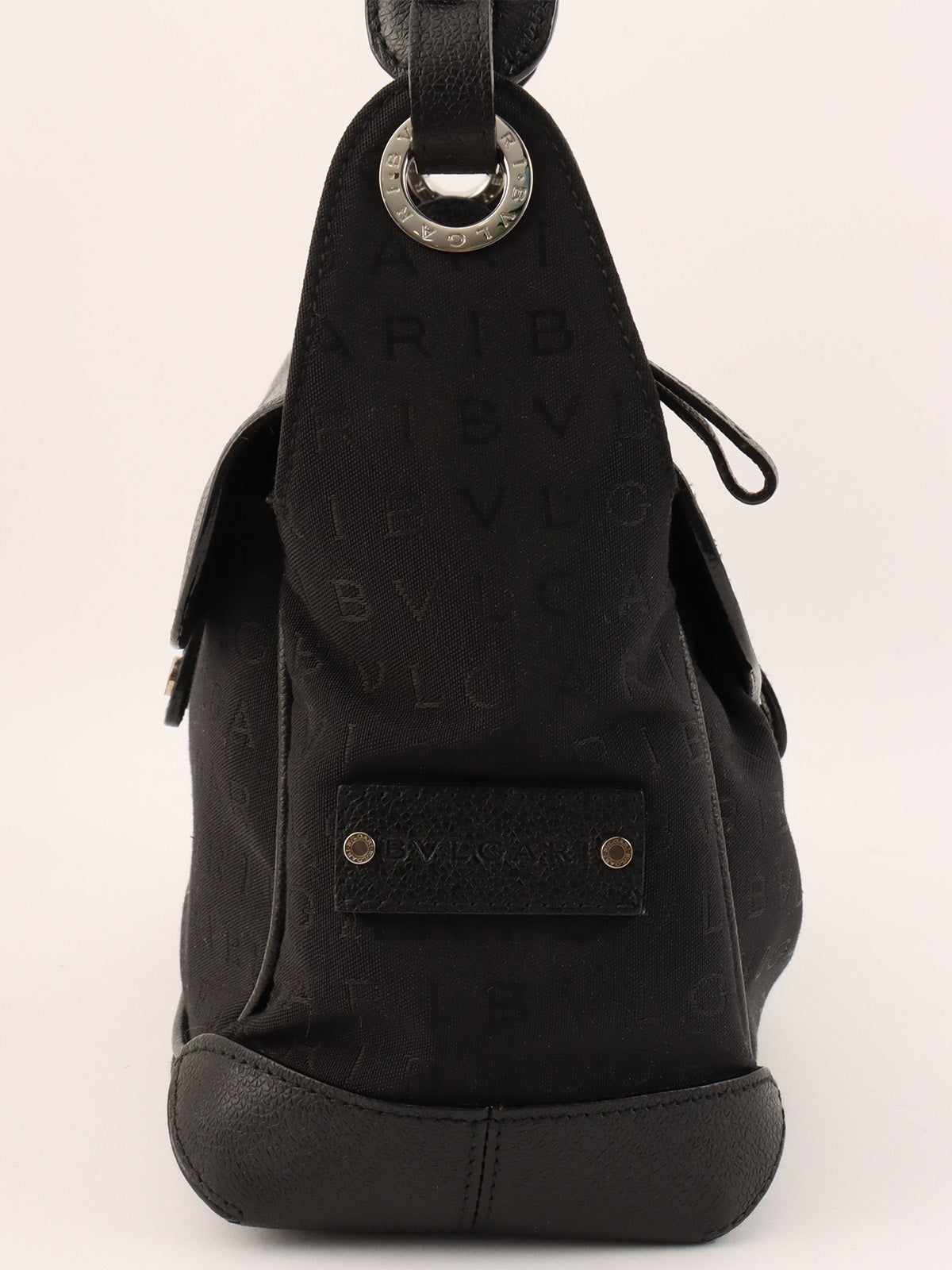 ブルガリブルガリロゴマニアワンショルダーバッグ ブラック