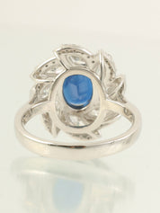 铂金蓝宝石钻石设计戒指，银色/蓝色