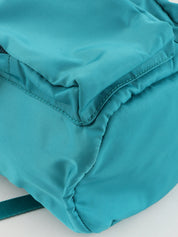 ナイロンロゴプレートバックパック ターコイズブルー