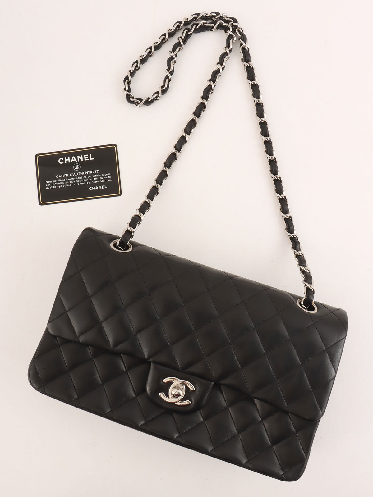 2009年頃製　クラシックフラップチェーンバッグ25cm　ブラック