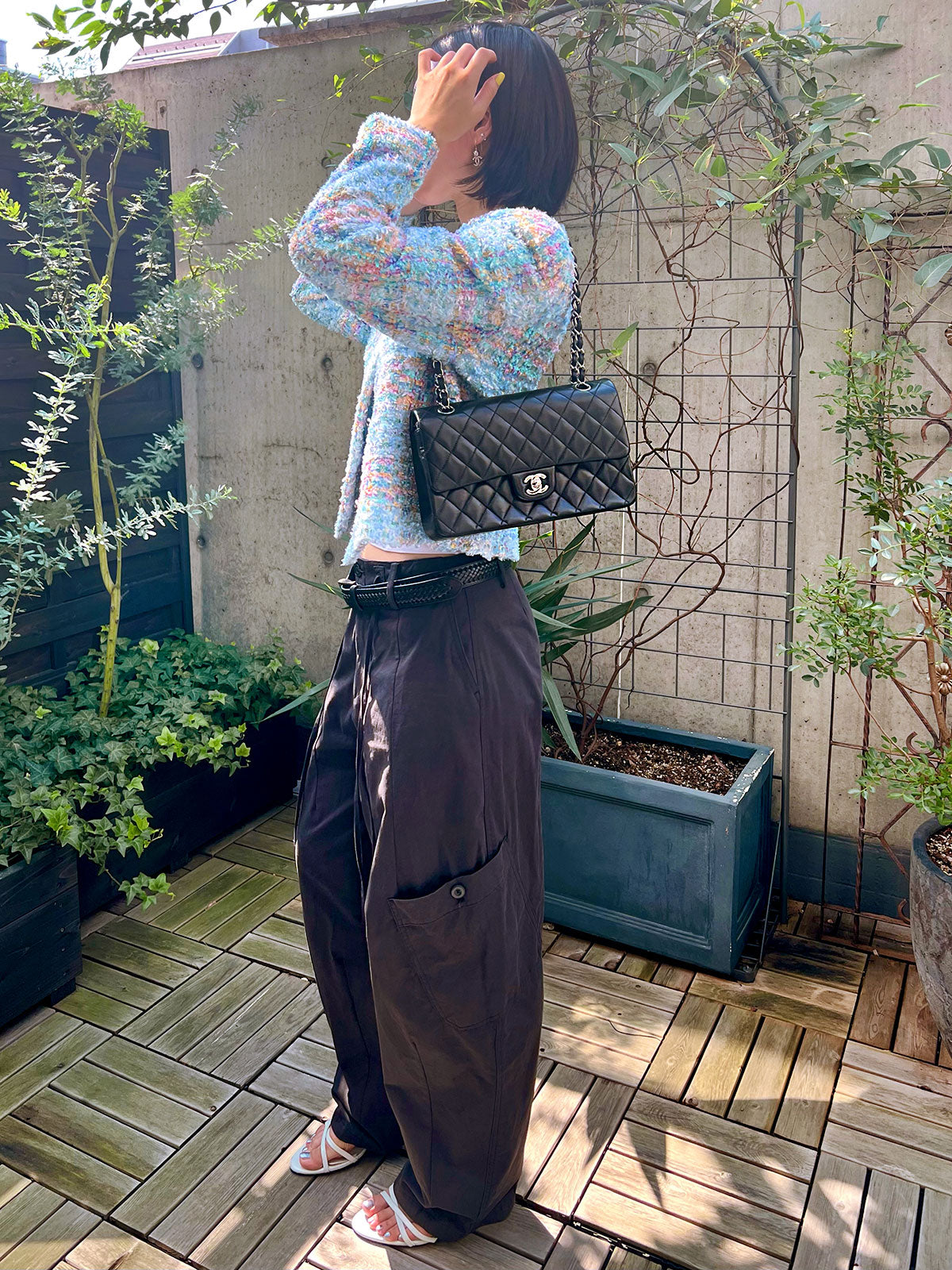 2009年頃製　クラシックフラップチェーンバッグ25cm　ブラック