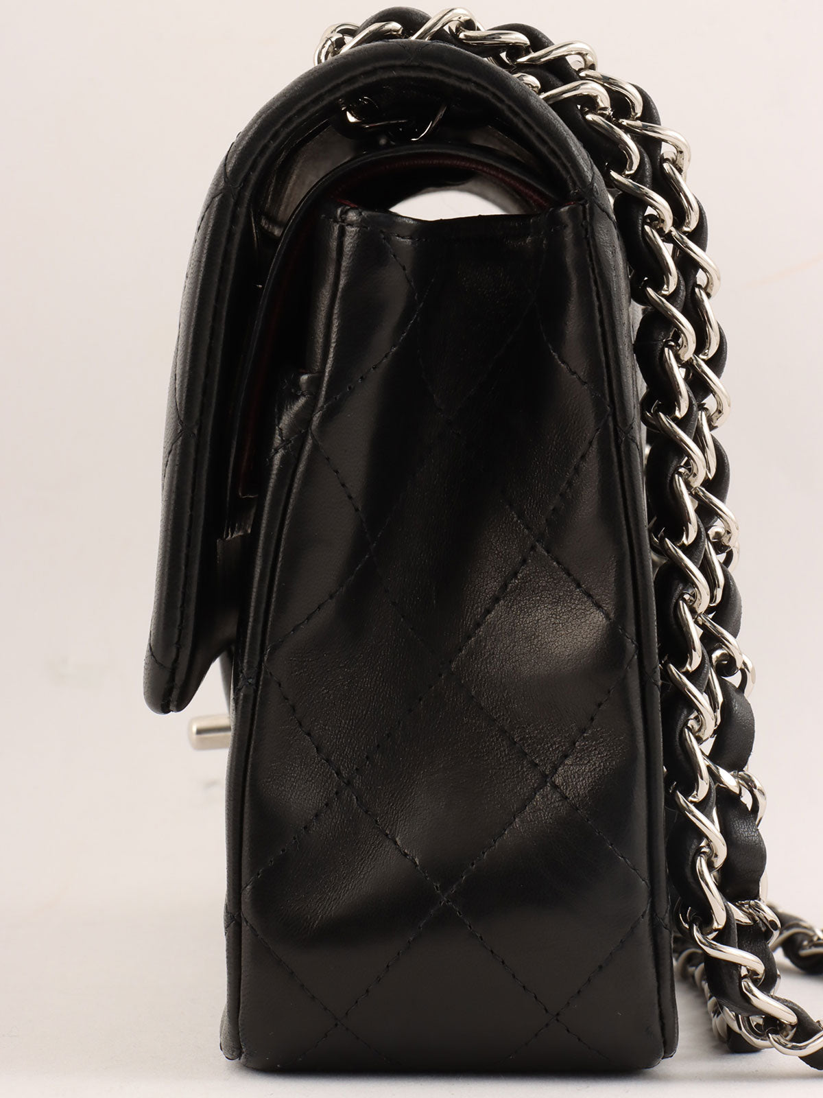 2009年頃製　クラシックフラップチェーンバッグ25cm　ブラック