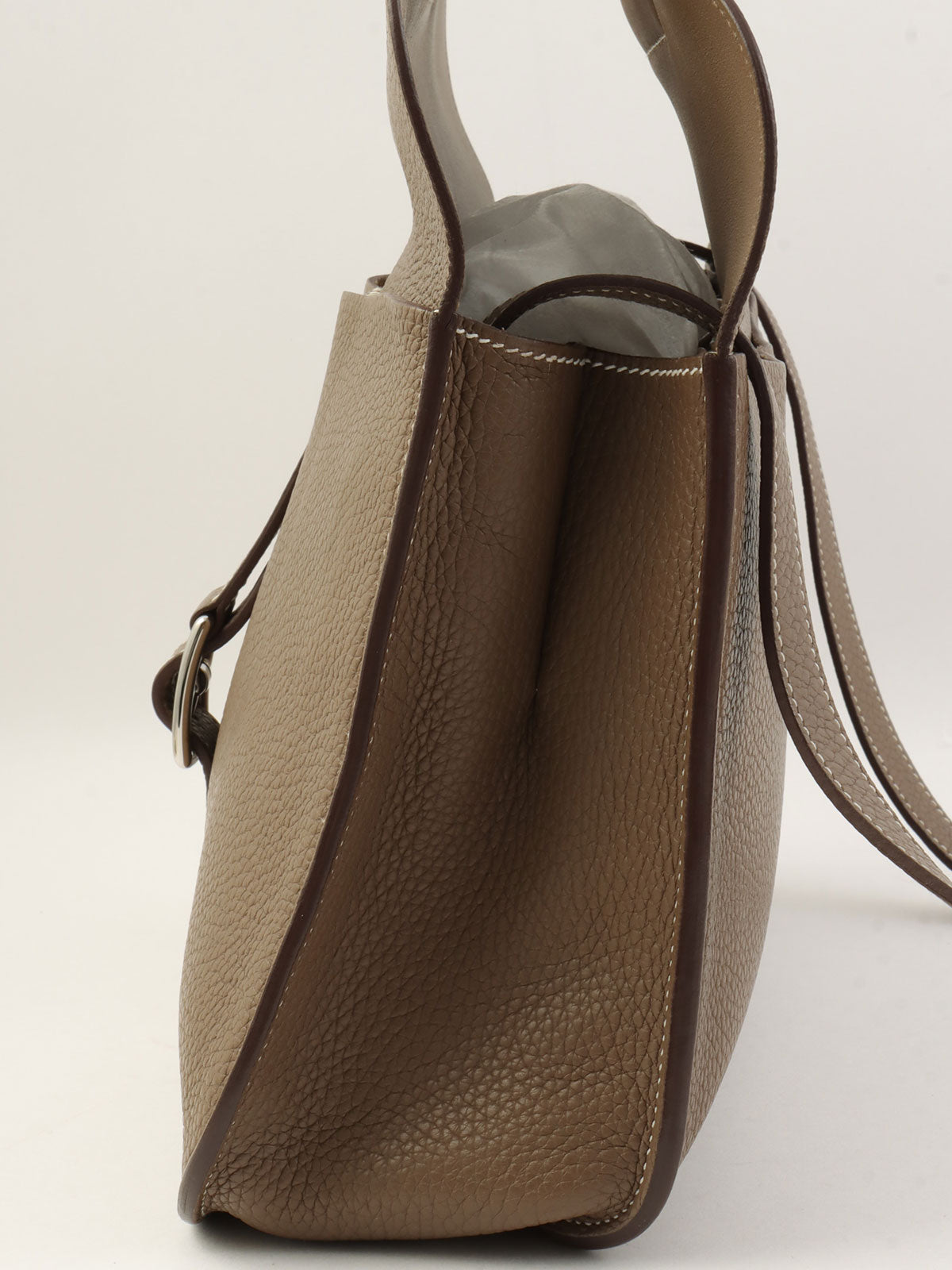 2019年製 アルザン31 エトゥープ