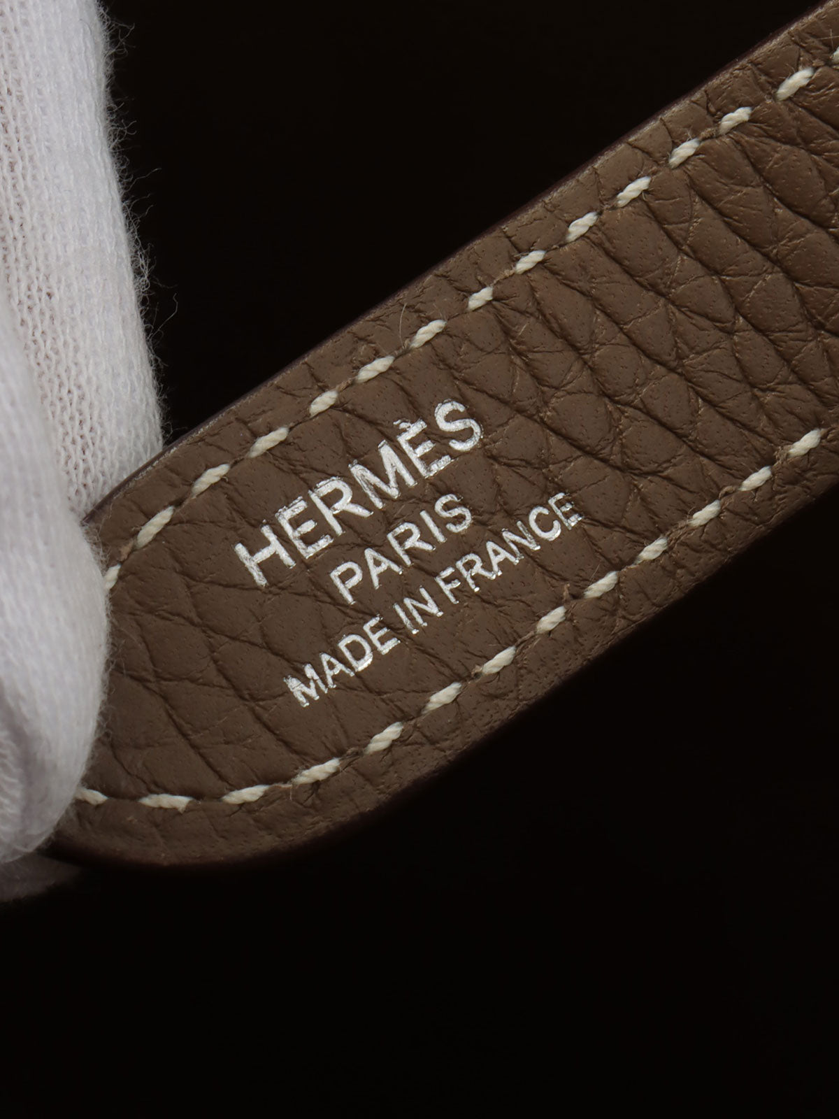 2019年製 アルザン31 エトゥープ