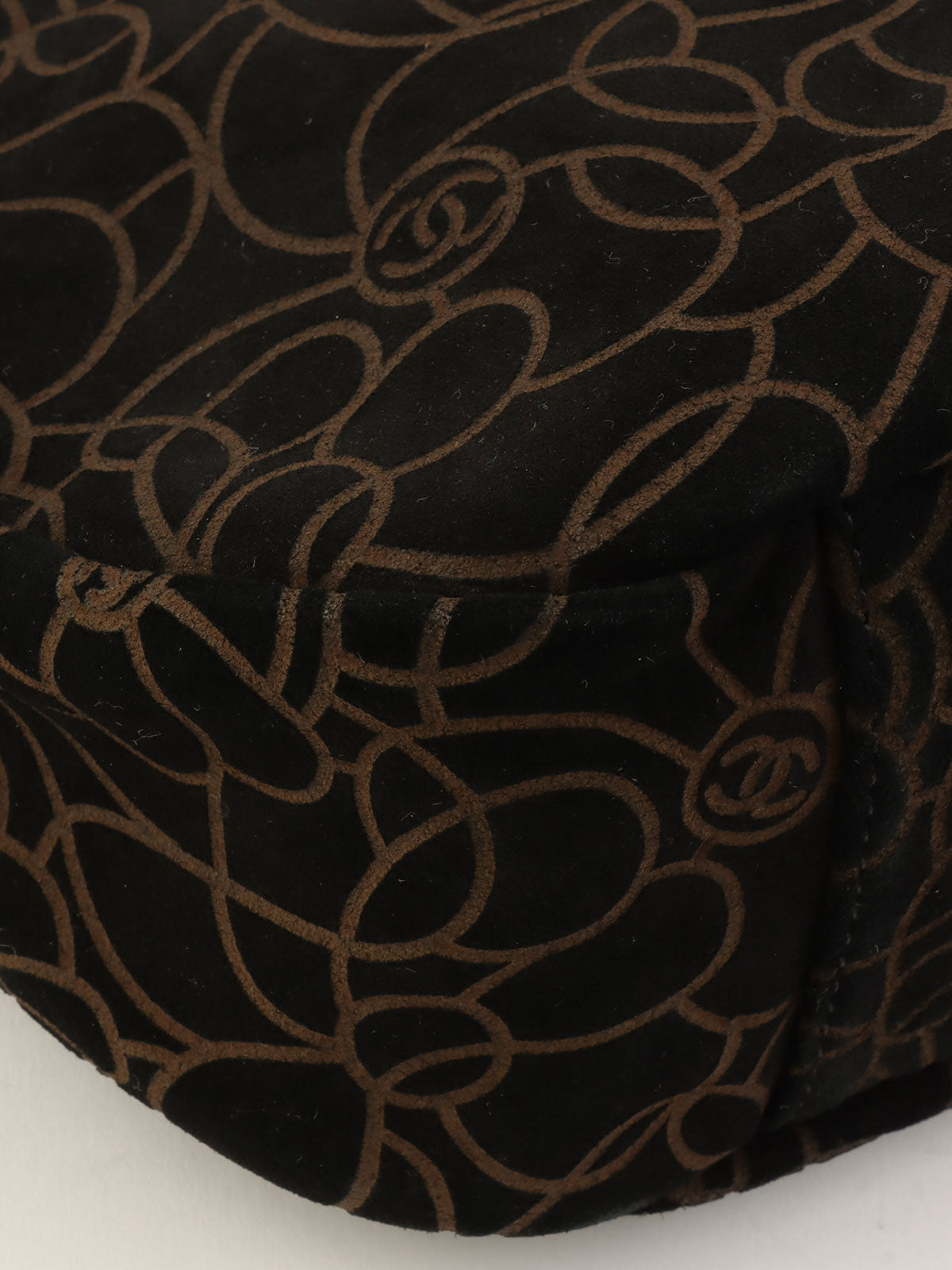 2004年頃製 スエードカメリアパターンCCマークプレートチェーンショルダーバッグ ブラック