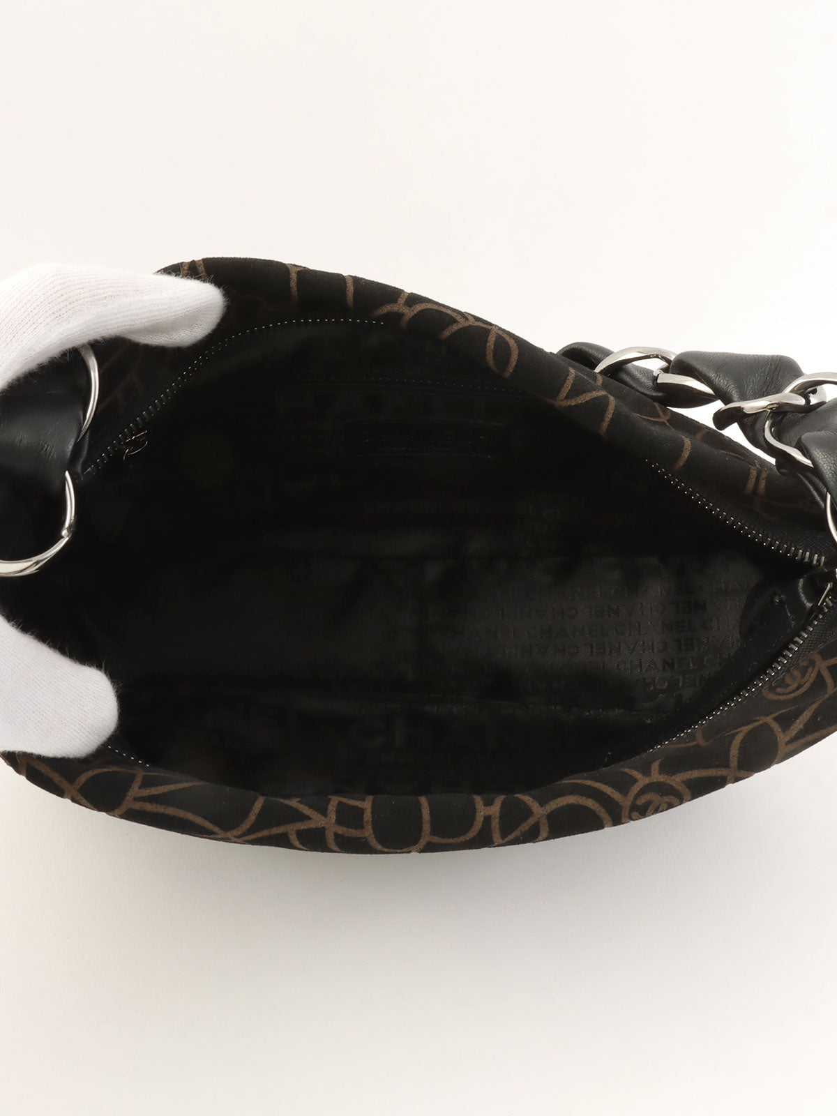 2004年頃製 スエードカメリアパターンCCマークプレートチェーンショルダーバッグ ブラック