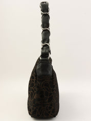 2004年頃製 スエードカメリアパターンCCマークプレートチェーンショルダーバッグ ブラック