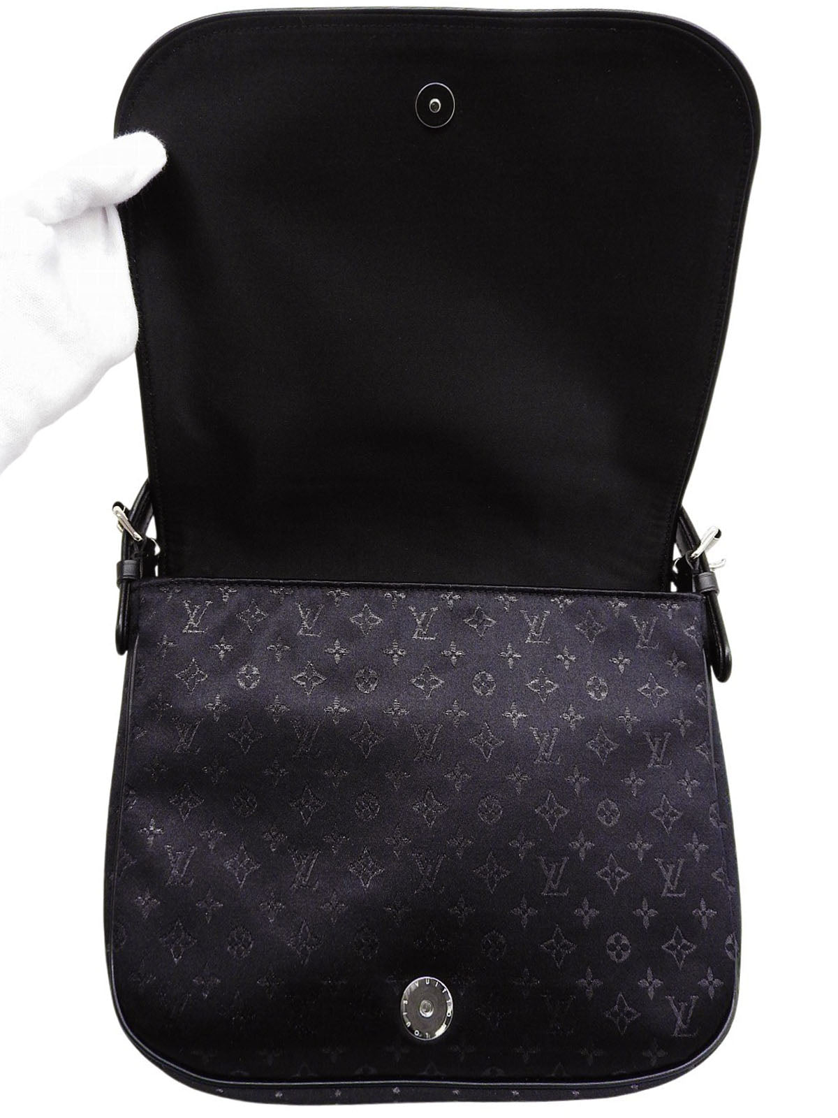 2002 Comte de Feu Musette Black