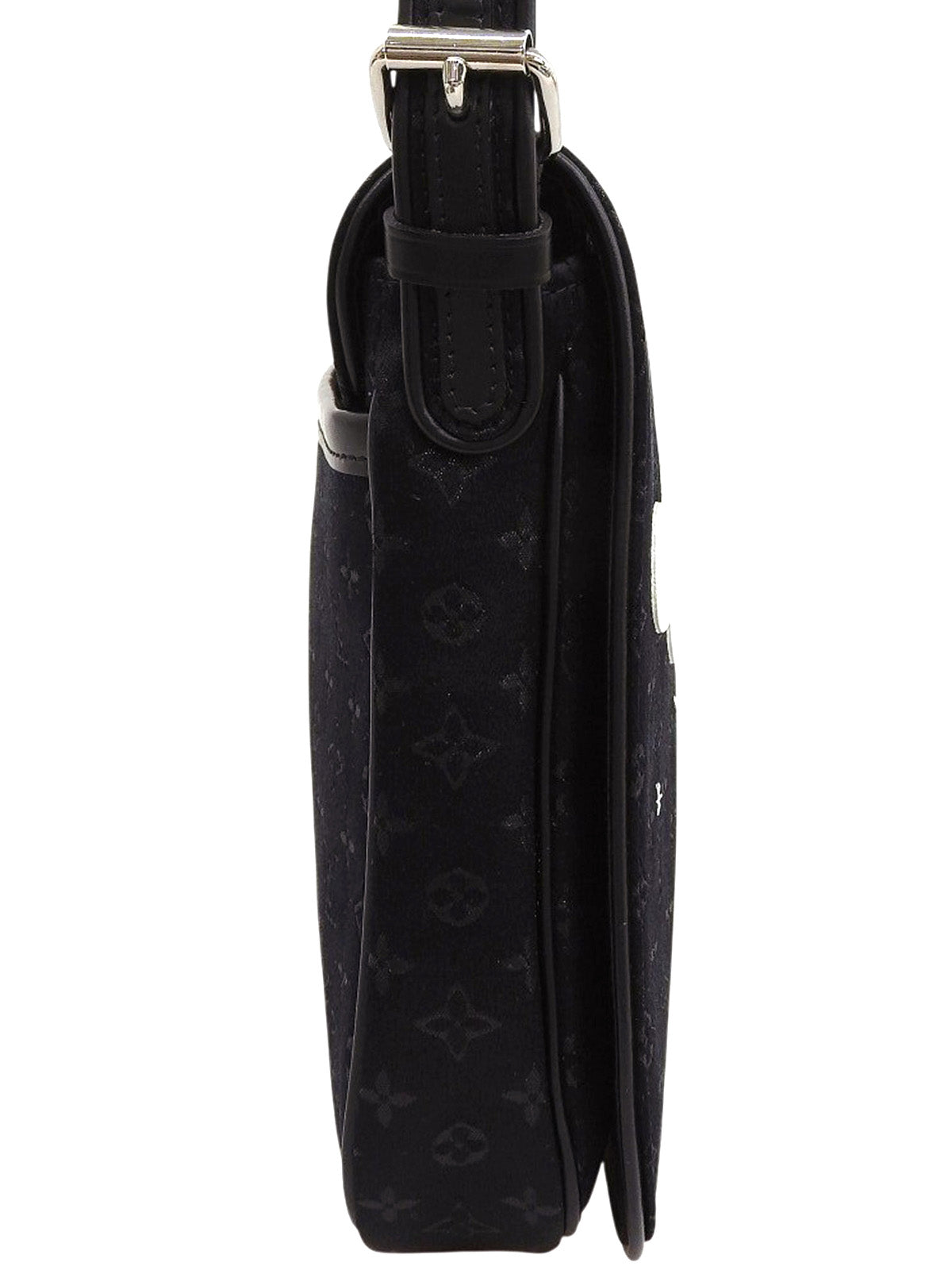 2002年製 コントドゥフェミュゼット ブラック