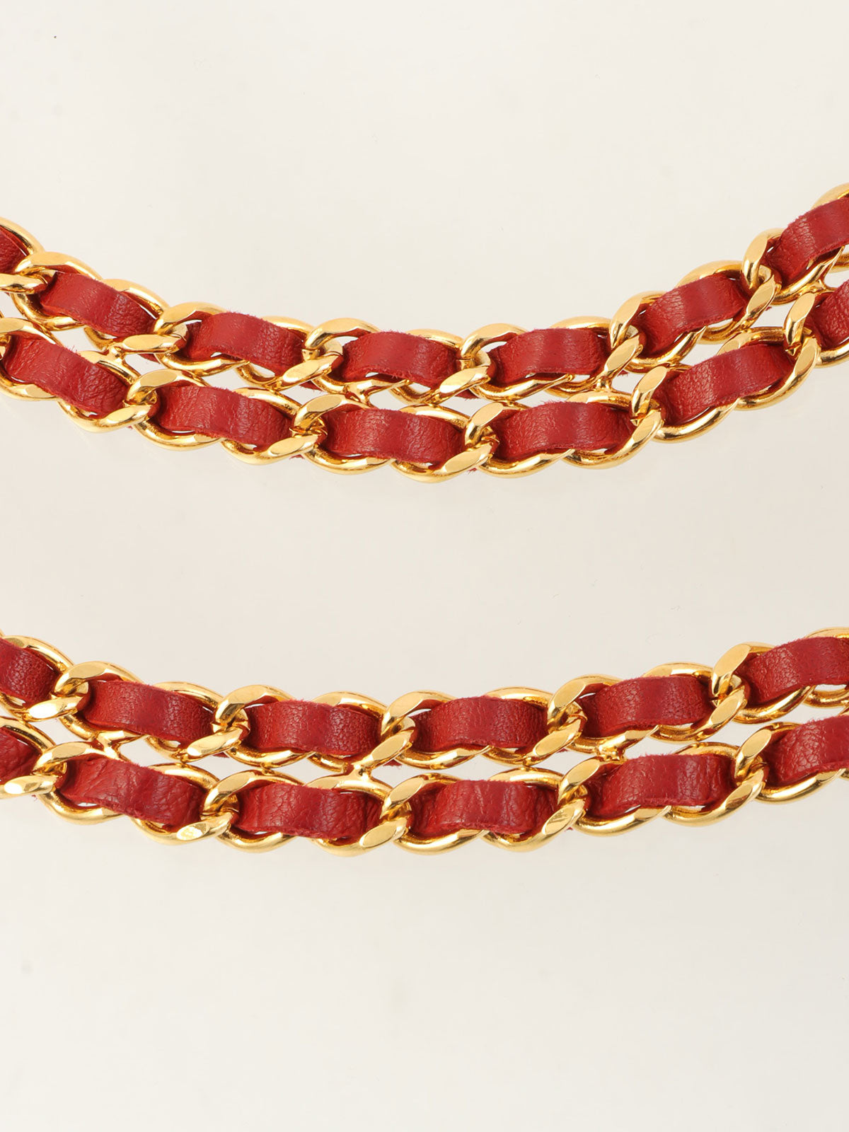 ラウンドCCマークプレートチェーンベルト ゴールド/レッド